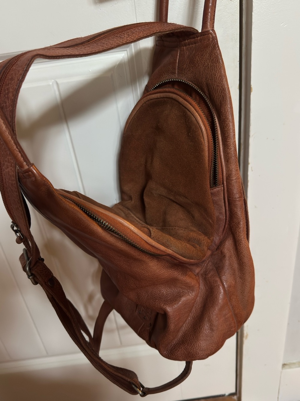 We The Free Free People SohoConvertible Sling Bag $128 EXCELLENT condition - Picture 7 of 13